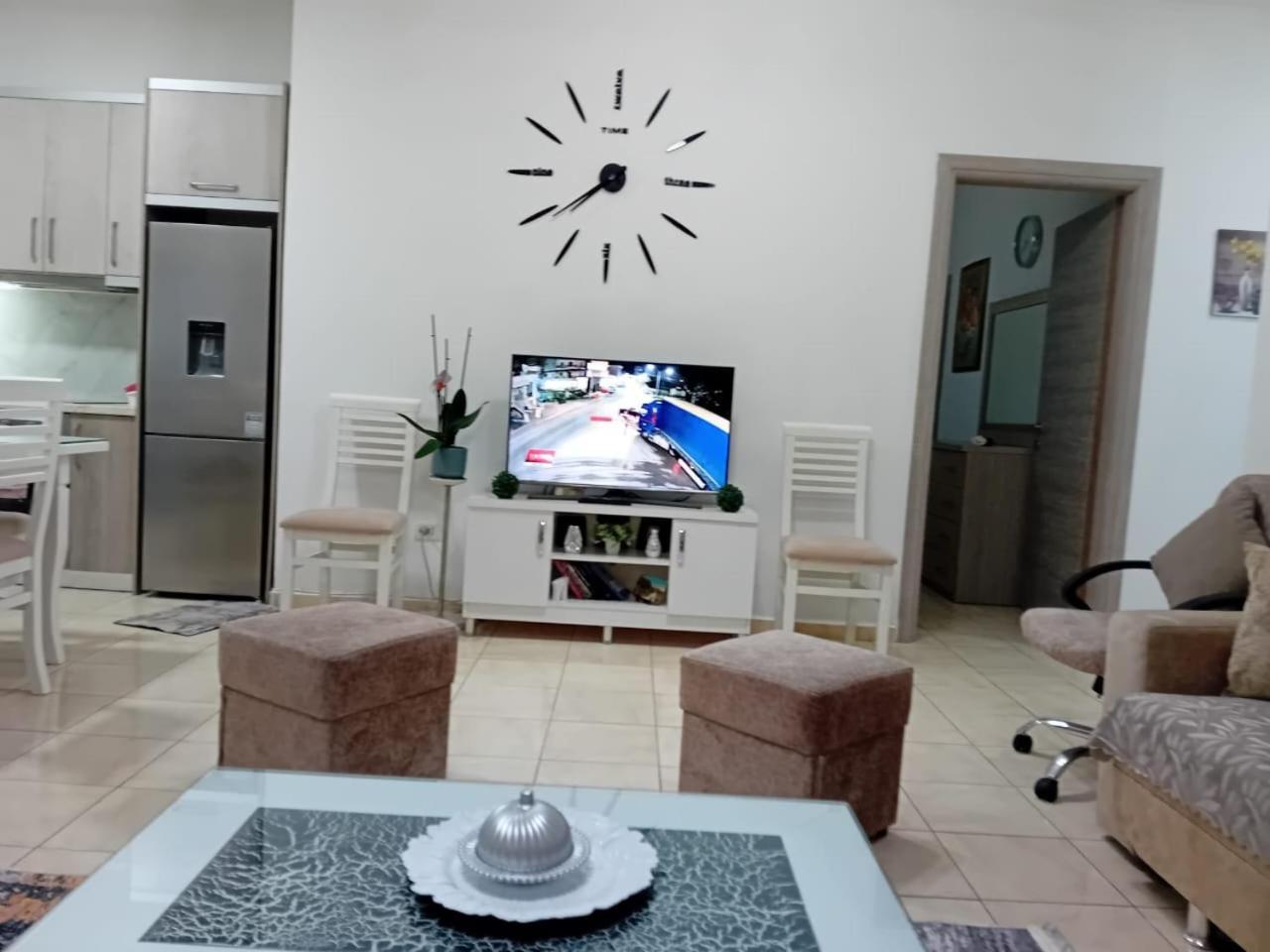 Enel Apartment City Center Sarandë Esterno foto